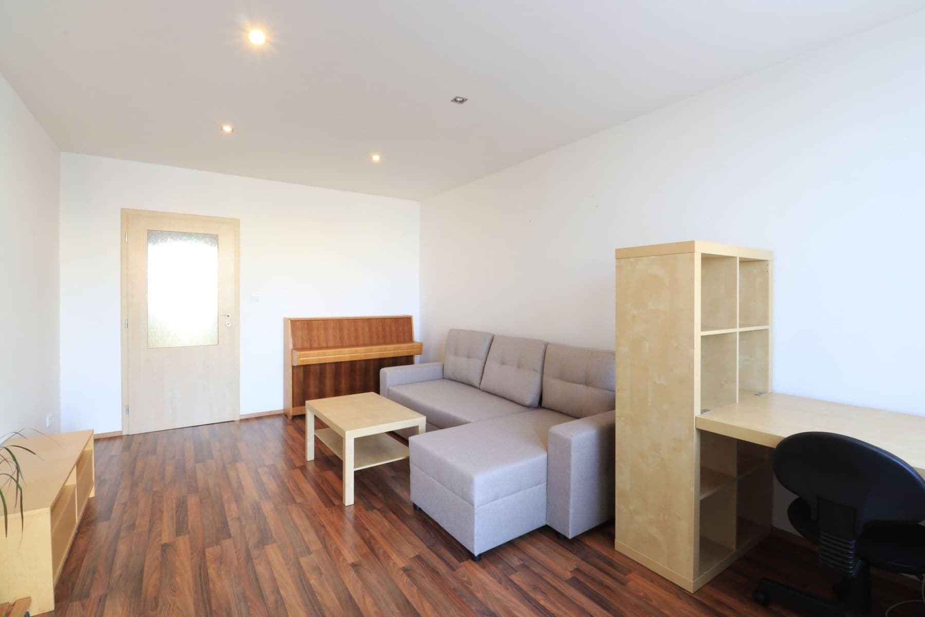 Prenájom bytu 3-izbový 70 m², Benkova, Praha, Praha Prenájom bytu 3-izbový 70 m², Benkova, Praha, Praha