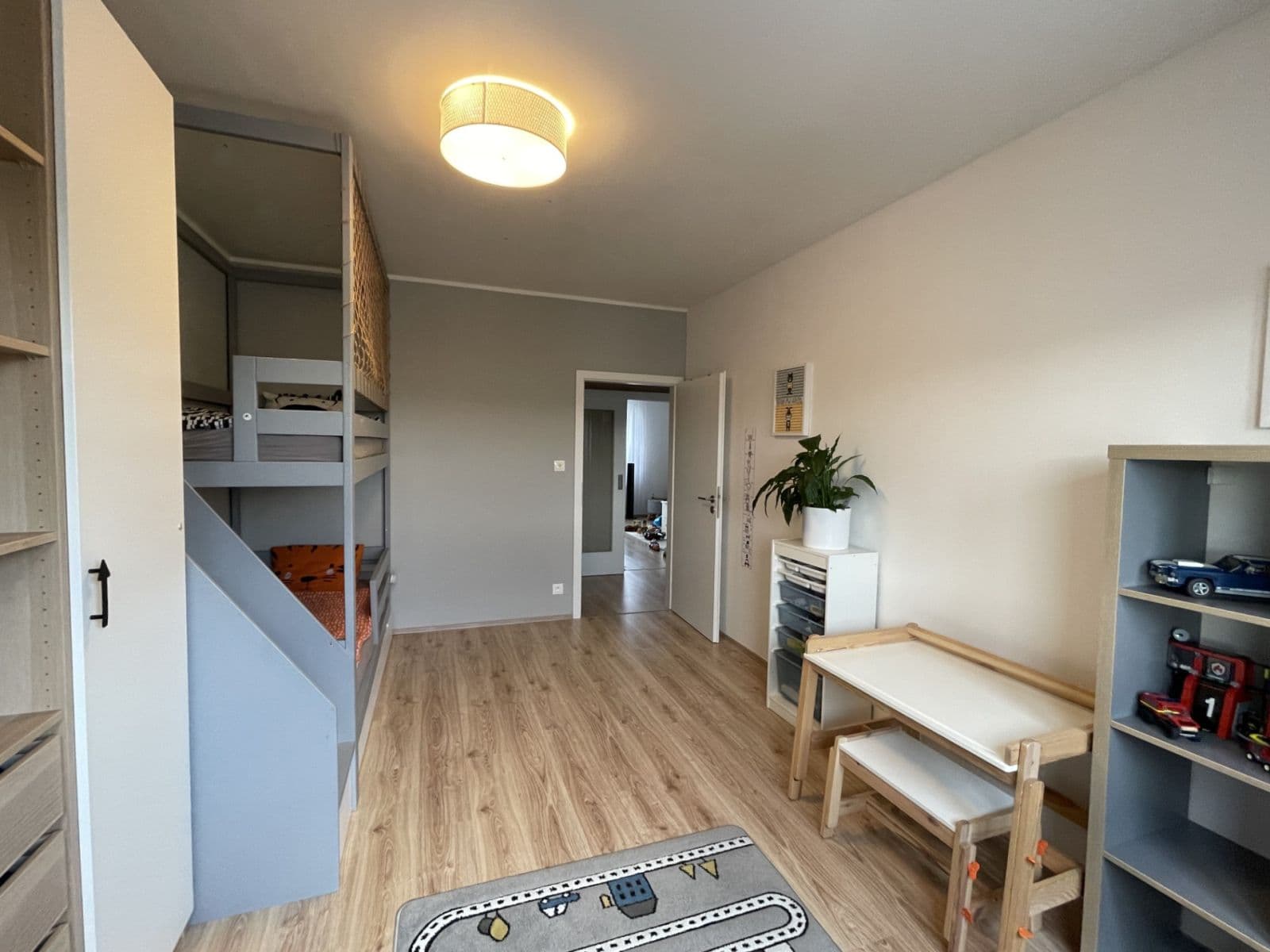 Predaj bytu 3-izbový 83 m², V Zahrádkách, Praha, Praha Predaj bytu 3-izbový 83 m², V Zahrádkách, Praha, Praha