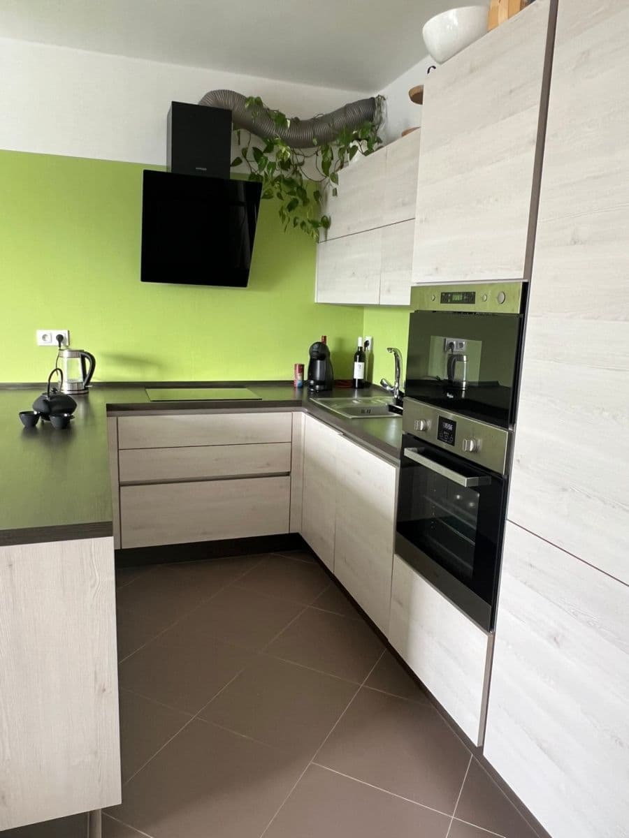 Predaj bytu 2-izbový 57 m², Hlučkova, Praha, Praha Predaj bytu 2-izbový 57 m², Hlučkova, Praha, Praha