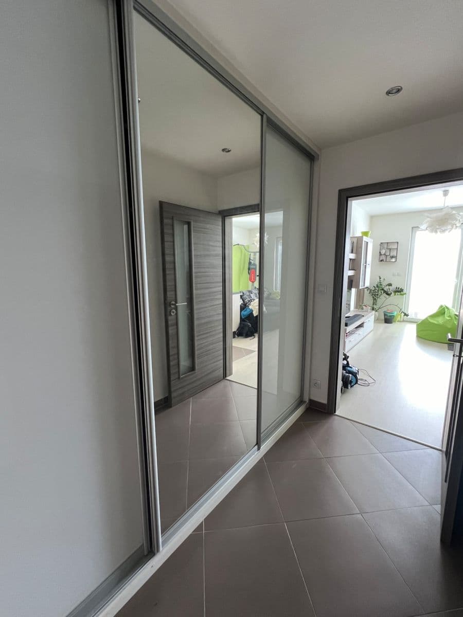 Predaj bytu 2-izbový 57 m², Hlučkova, Praha, Praha Predaj bytu 2-izbový 57 m², Hlučkova, Praha, Praha
