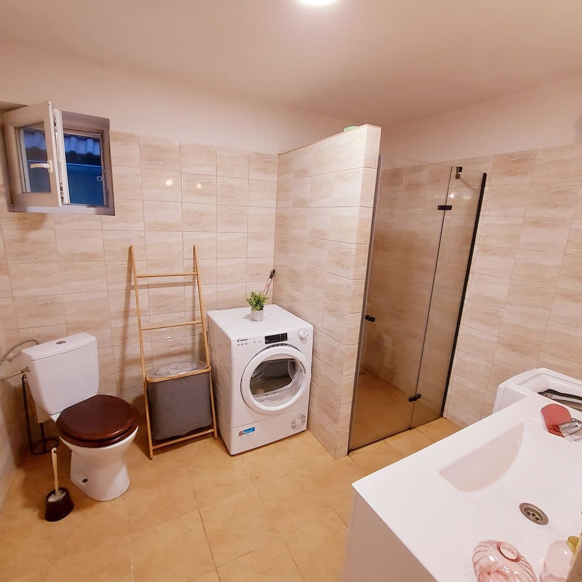 Predaj domu 118 m², pozemok 1.009 m², Číž, Banskobystrický kraj Predaj domu 118 m², pozemok 1.009 m², Číž, Banskobystrický kraj