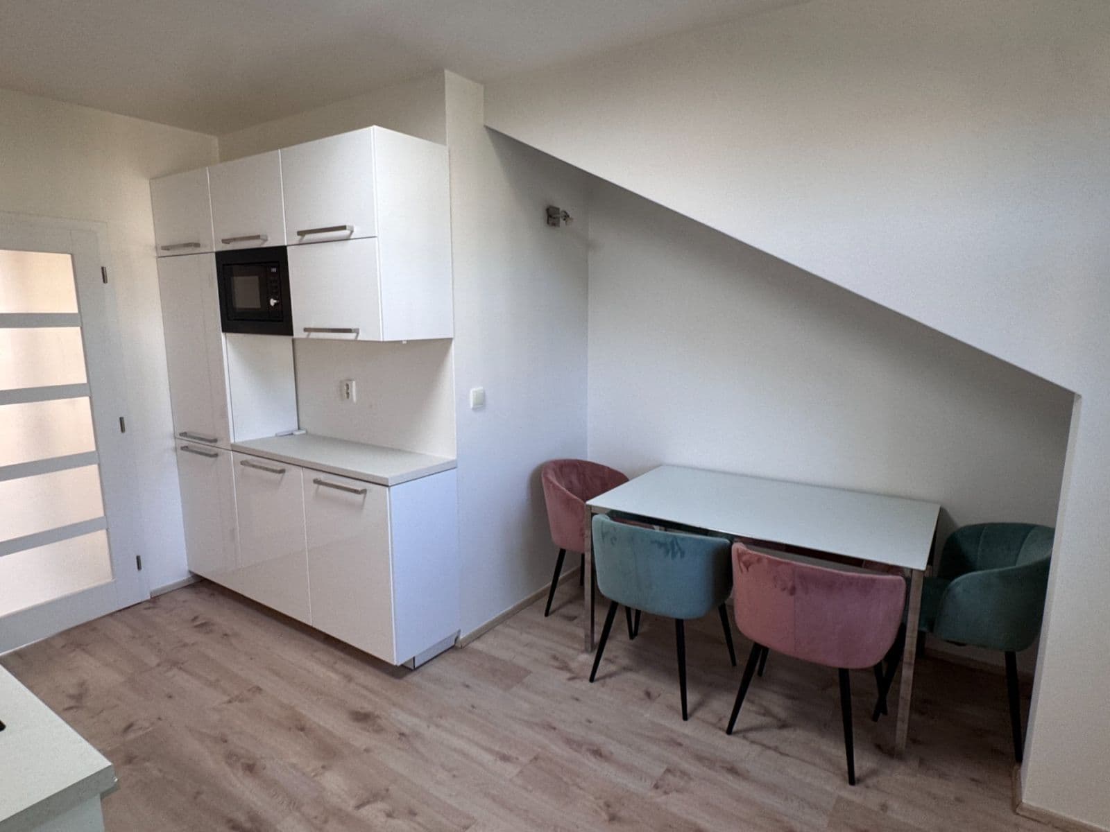 Prenájom bytu 3-izbový 92 m², Jana Zajíce, Praha, Praha Prenájom bytu 3-izbový 92 m², Jana Zajíce, Praha, Praha