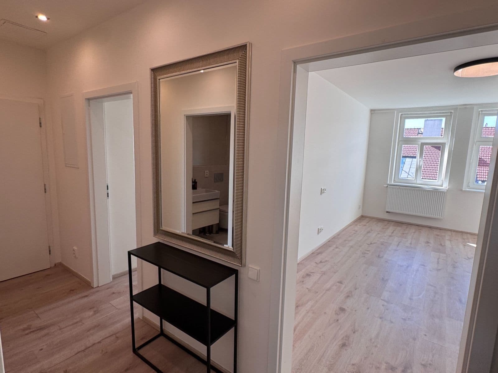 Prenájom bytu 3-izbový 92 m², Jana Zajíce, Praha, Praha Prenájom bytu 3-izbový 92 m², Jana Zajíce, Praha, Praha