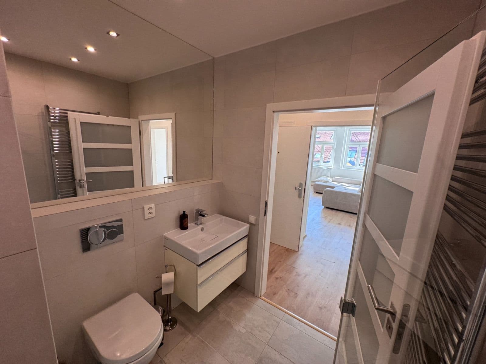 Prenájom bytu 3-izbový 92 m², Jana Zajíce, Praha, Praha Prenájom bytu 3-izbový 92 m², Jana Zajíce, Praha, Praha