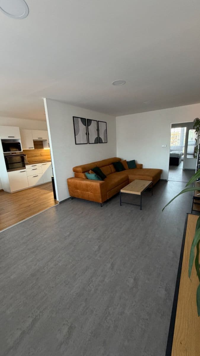 Predaj bytu 3-izbový 68 m², Rimavské Soboty, Kolín, Středočeský kraj Predaj bytu 3-izbový 68 m², Rimavské Soboty, Kolín, Středočeský kraj
