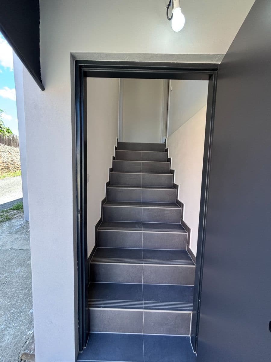 Predaj domu 130 m², pozemok 117 m², Senec, Středočeský kraj Predaj domu 130 m², pozemok 117 m², Senec, Středočeský kraj