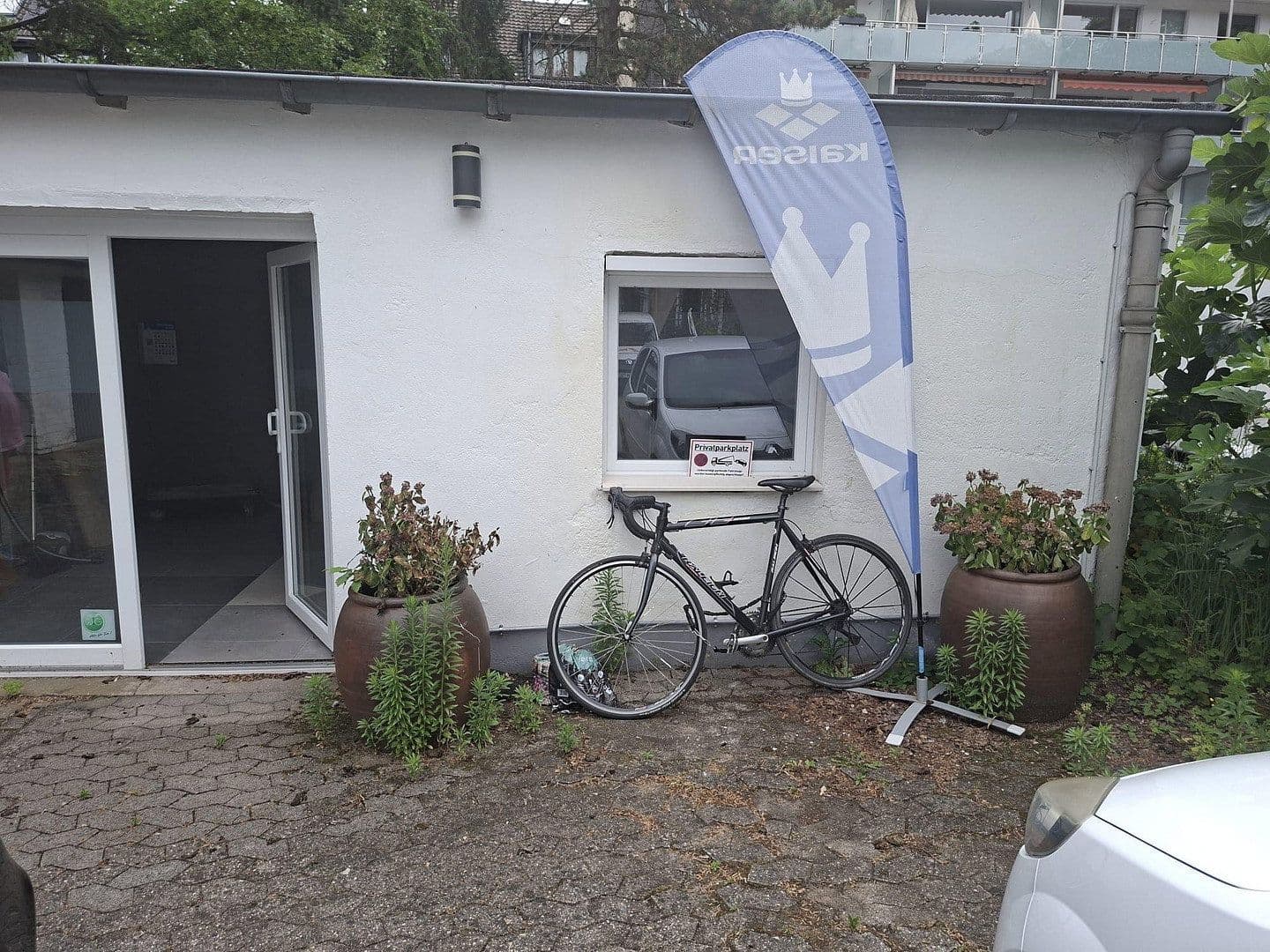 Prenájom nebytového priestoru 700 m², Regenbergastr. 12, Düsseldorf, Severné Porýnie - Westfálsko Prenájom nebytového priestoru 700 m², Regenbergastr. 12, Düsseldorf, Severné Porýnie - Westfálsko