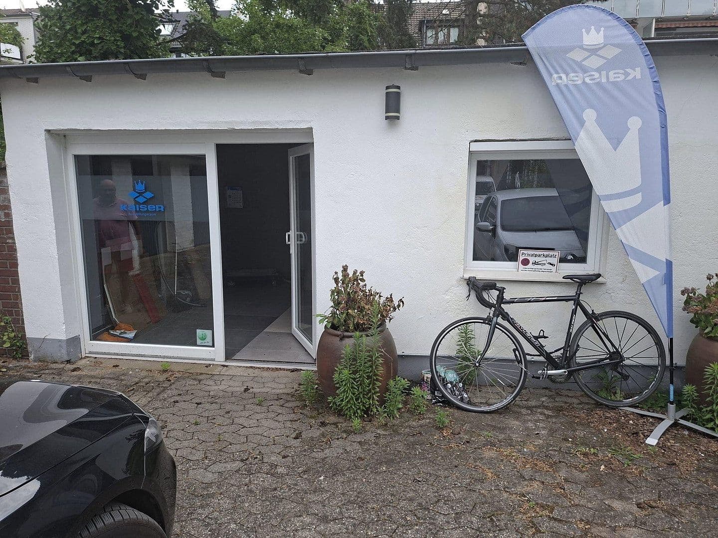 Prenájom nebytového priestoru 700 m², Regenbergastr. 12, Düsseldorf, Severné Porýnie - Westfálsko Prenájom nebytového priestoru 700 m², Regenbergastr. 12, Düsseldorf, Severné Porýnie - Westfálsko