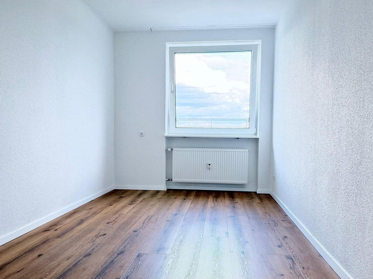 Prenájom bytu 3-izbový 86 m², Dompfaffstraße 136, Erlangen, Bavorsko Prenájom bytu 3-izbový 86 m², Dompfaffstraße 136, Erlangen, Bavorsko