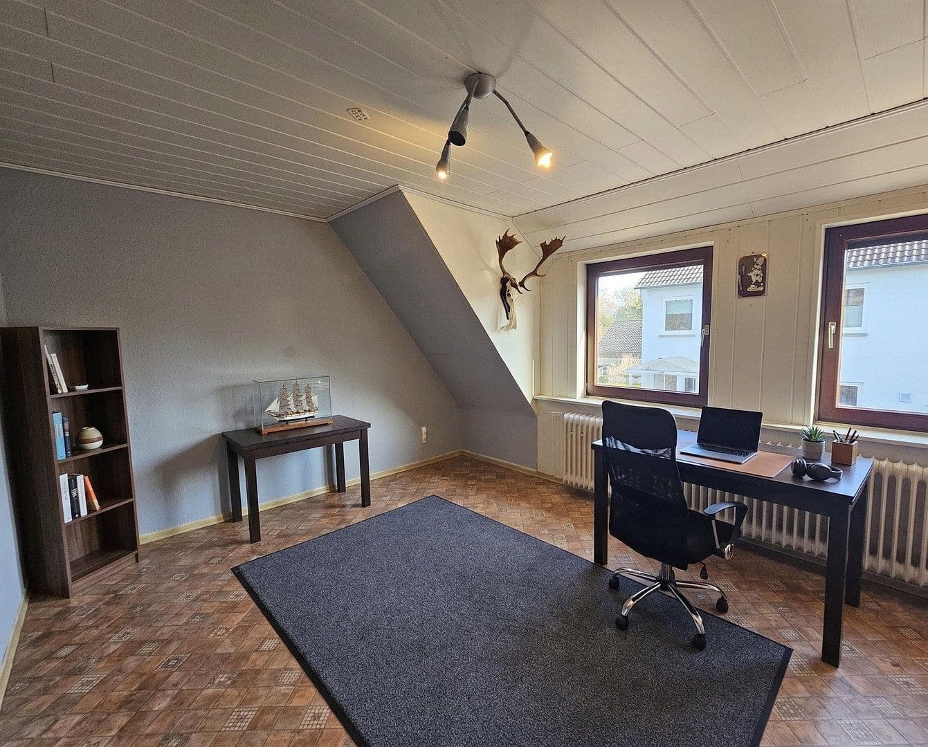 Predaj domu 121 m², pozemok 819 m², Achim, Dolné Sasko Predaj domu 121 m², pozemok 819 m², Achim, Dolné Sasko