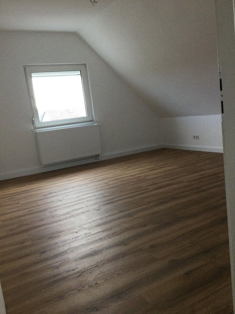Prenájom domu 120 m², pozemok 202 m², Nümbrecht, Severné Porýnie - Westfálsko Prenájom domu 120 m², pozemok 202 m², Nümbrecht, Severné Porýnie - Westfálsko