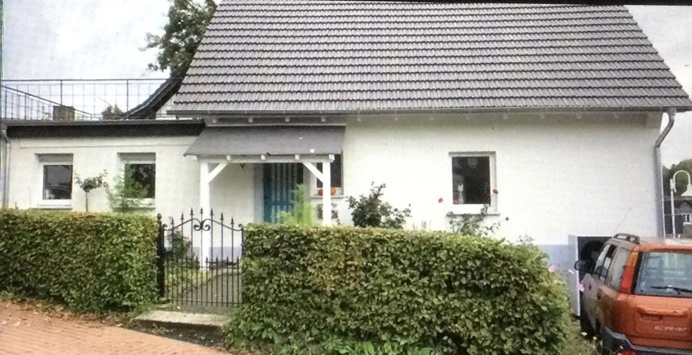 Prenájom domu 120 m², pozemok 202 m², Nümbrecht, Severné Porýnie - Westfálsko Prenájom domu 120 m², pozemok 202 m², Nümbrecht, Severné Porýnie - Westfálsko