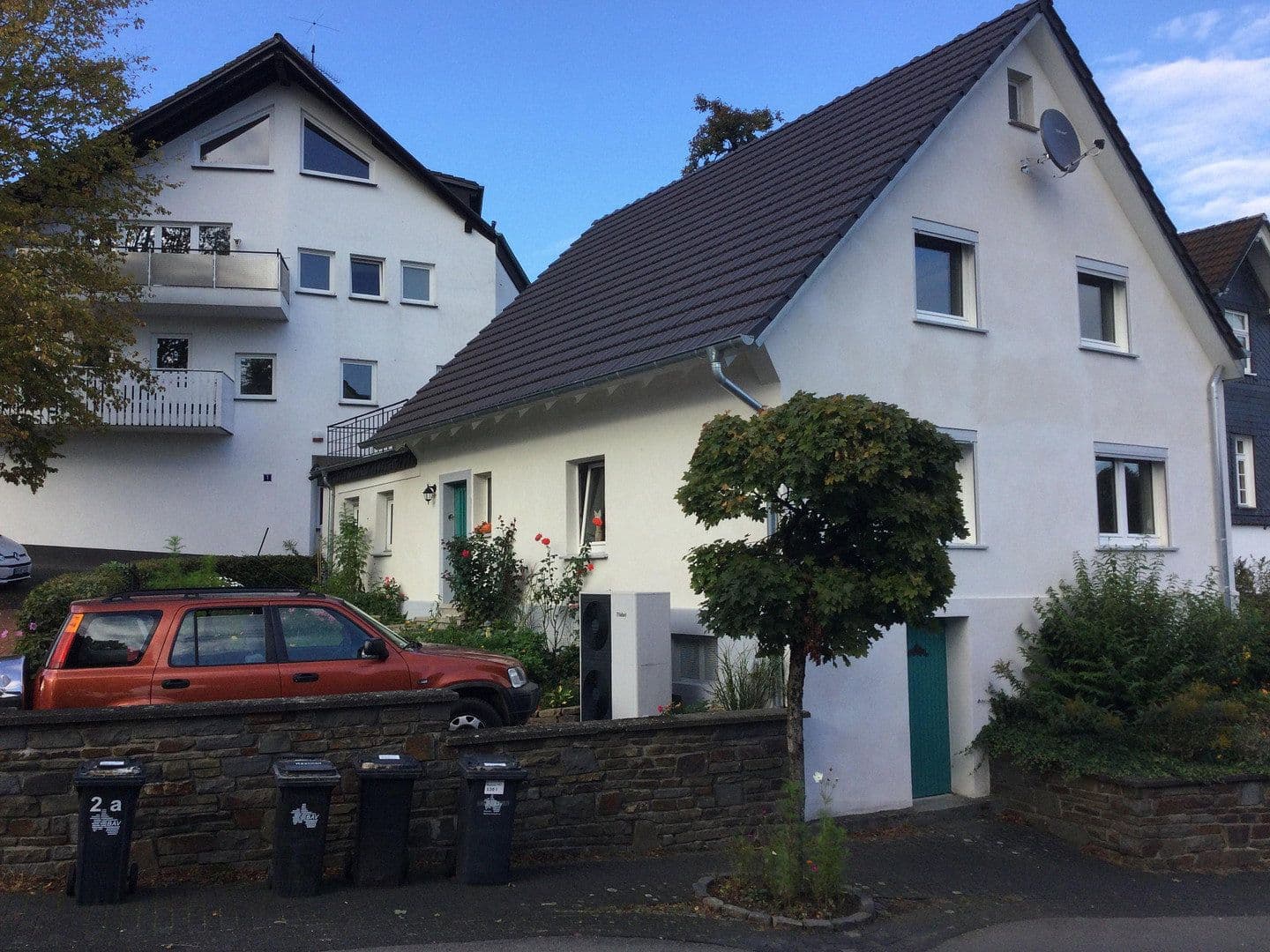 Prenájom domu 120 m², pozemok 202 m², Nümbrecht, Severné Porýnie - Westfálsko Prenájom domu 120 m², pozemok 202 m², Nümbrecht, Severné Porýnie - Westfálsko