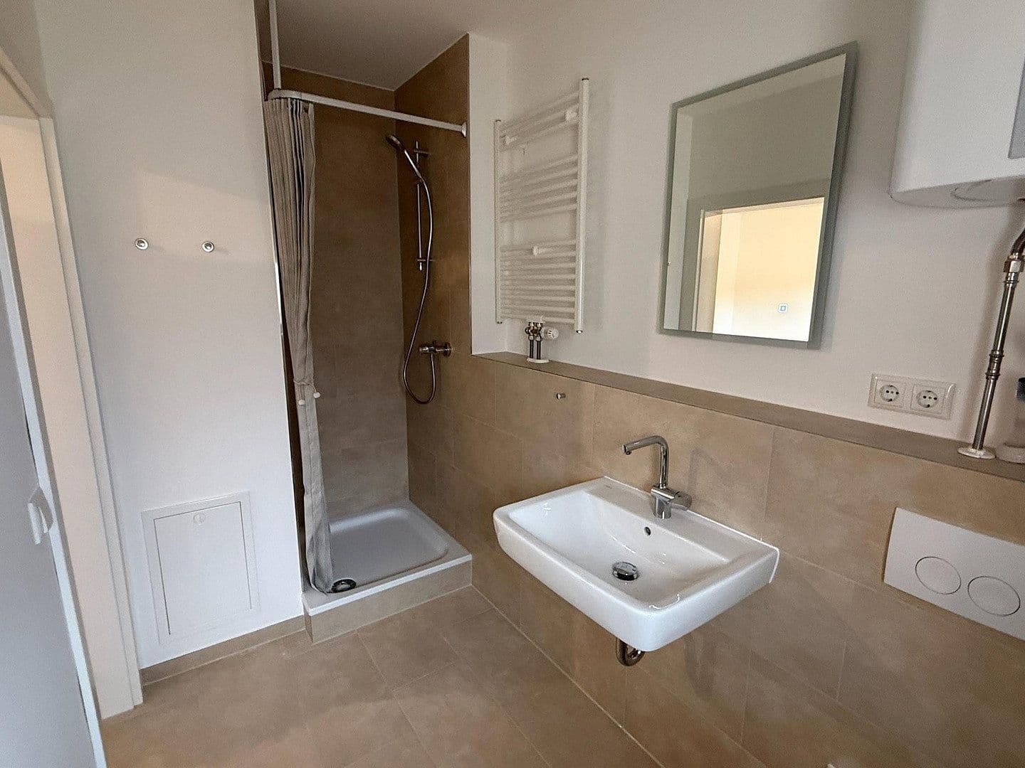 Prenájom bytu 1-izbový 21 m², Friedrichstraße 32, Erlangen, Bavorsko Prenájom bytu 1-izbový 21 m², Friedrichstraße 32, Erlangen, Bavorsko