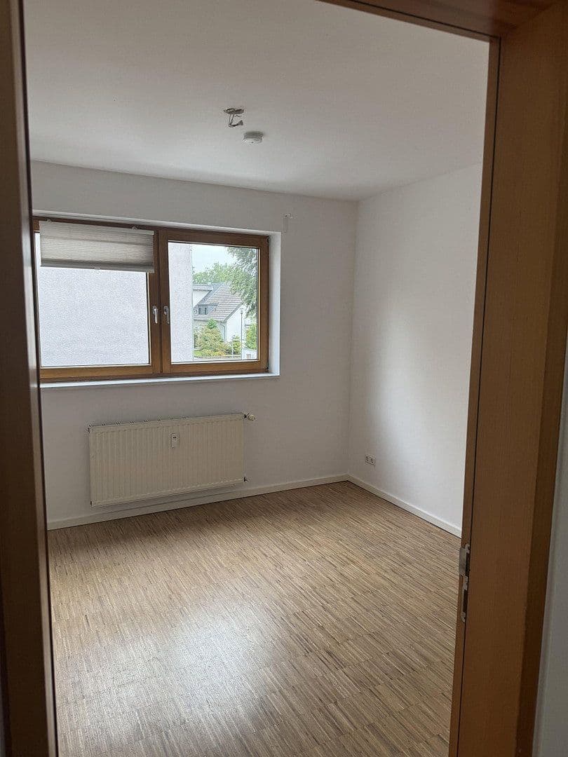 Prenájom bytu 2-izbový 95 m², Köln, Severné Porýnie - Westfálsko Prenájom bytu 2-izbový 95 m², Köln, Severné Porýnie - Westfálsko