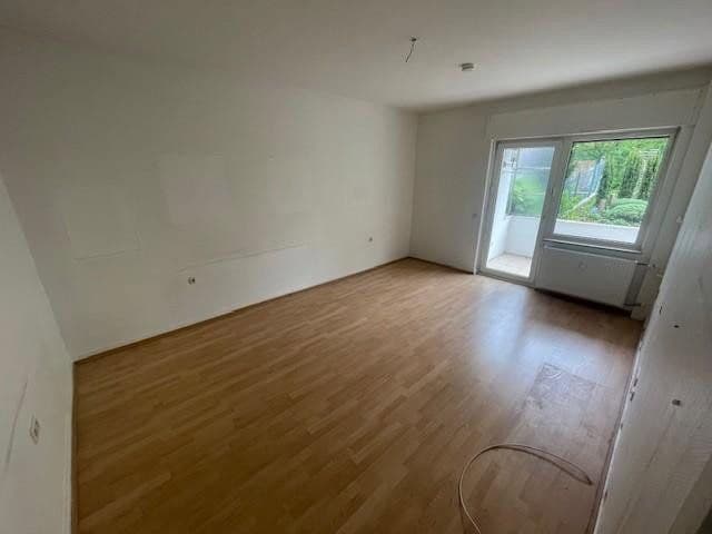 Prenájom bytu 3-izbový 75 m², Wittenbergstr. 58, Essen, Severné Porýnie - Westfálsko Prenájom bytu 3-izbový 75 m², Wittenbergstr. 58, Essen, Severné Porýnie - Westfálsko