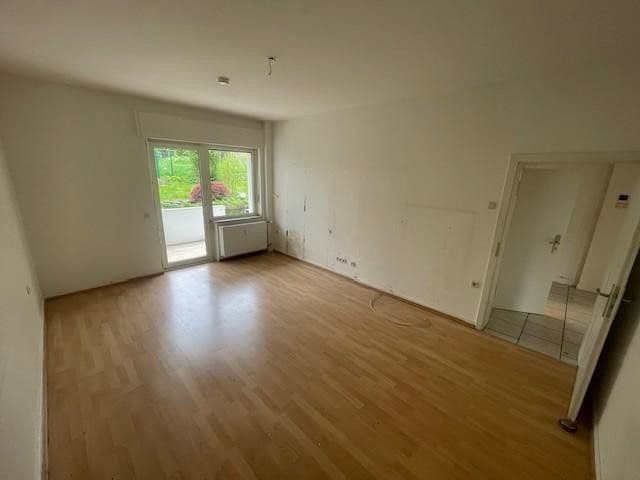 Prenájom bytu 3-izbový 75 m², Wittenbergstr. 58, Essen, Severné Porýnie - Westfálsko Prenájom bytu 3-izbový 75 m², Wittenbergstr. 58, Essen, Severné Porýnie - Westfálsko