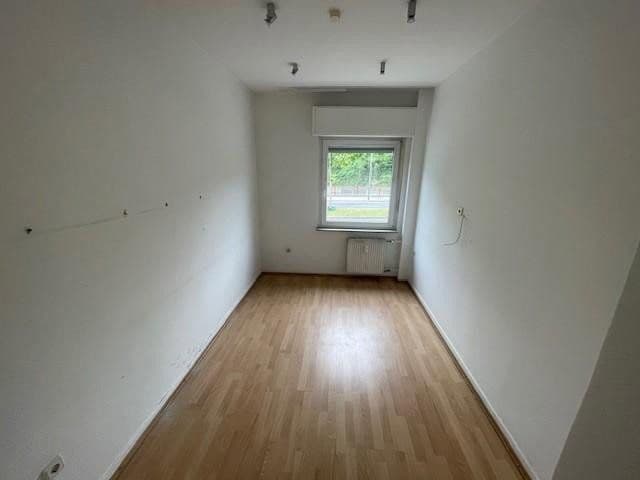 Prenájom bytu 3-izbový 75 m², Wittenbergstr. 58, Essen, Severné Porýnie - Westfálsko Prenájom bytu 3-izbový 75 m², Wittenbergstr. 58, Essen, Severné Porýnie - Westfálsko
