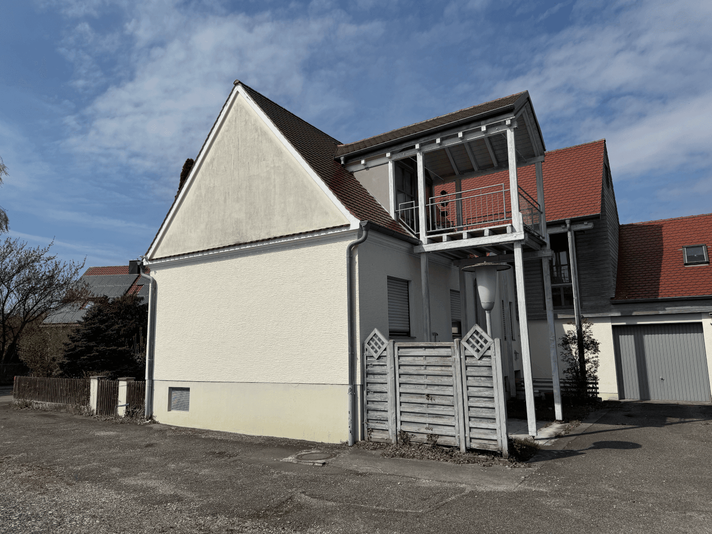 Predaj domu 220 m², pozemok 540 m², Donauwörth, Bavorsko Predaj domu 220 m², pozemok 540 m², Donauwörth, Bavorsko