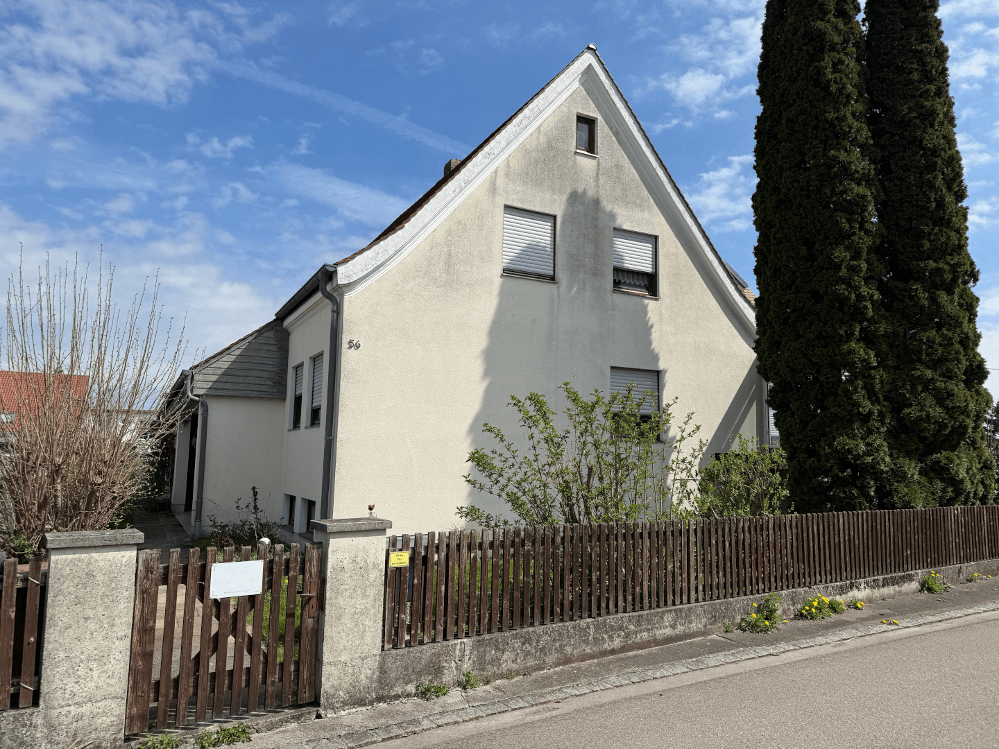 Predaj domu 220 m², pozemok 540 m², Donauwörth, Bavorsko Predaj domu 220 m², pozemok 540 m², Donauwörth, Bavorsko