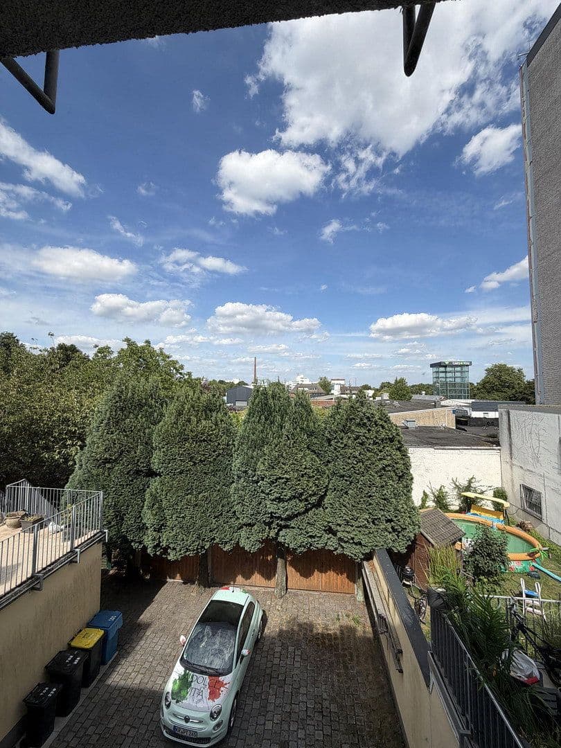 Prenájom bytu 3-izbový 65 m², Kölner Straße 228, Krefeld, Severné Porýnie - Westfálsko Prenájom bytu 3-izbový 65 m², Kölner Straße 228, Krefeld, Severné Porýnie - Westfálsko