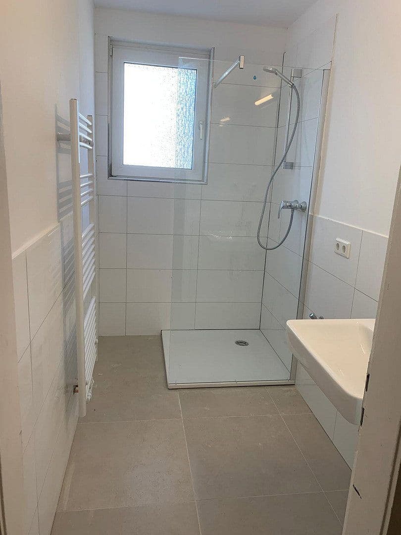 Prenájom bytu 4-izbový 86 m², Kommenderiestr. 49, Osnabrück, Dolné Sasko Prenájom bytu 4-izbový 86 m², Kommenderiestr. 49, Osnabrück, Dolné Sasko