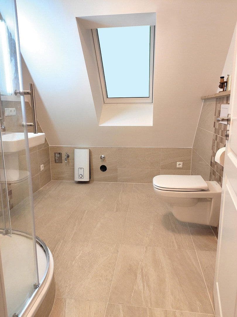 Prenájom bytu 2-izbový 42 m², Kiel, Šlezvicko-Holštajnsko Prenájom bytu 2-izbový 42 m², Kiel, Šlezvicko-Holštajnsko