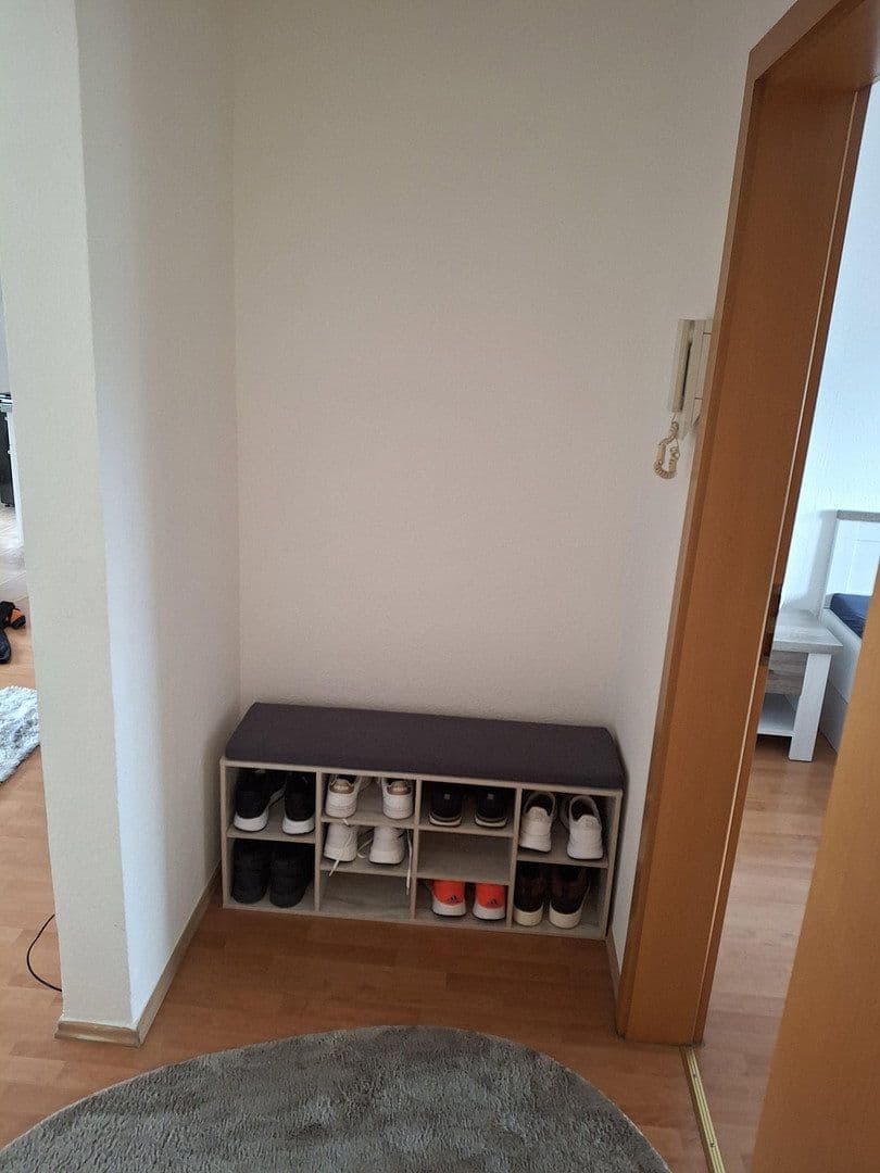 Prenájom bytu 3-izbový 64 m², Kölner Straße 228, Krefeld, Severné Porýnie - Westfálsko Prenájom bytu 3-izbový 64 m², Kölner Straße 228, Krefeld, Severné Porýnie - Westfálsko