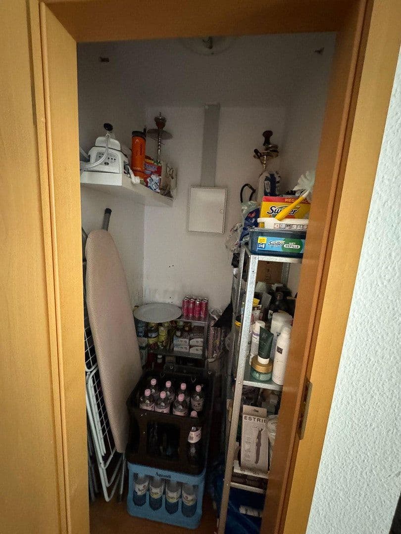 Prenájom bytu 3-izbový 64 m², Kölner Straße 228, Krefeld, Severné Porýnie - Westfálsko Prenájom bytu 3-izbový 64 m², Kölner Straße 228, Krefeld, Severné Porýnie - Westfálsko