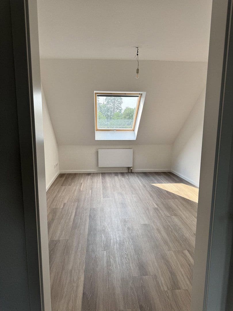 Prenájom bytu 2-izbový 63 m², Bahnhofstr. 6, Bad Honnef, Severné Porýnie - Westfálsko Prenájom bytu 2-izbový 63 m², Bahnhofstr. 6, Bad Honnef, Severné Porýnie - Westfálsko