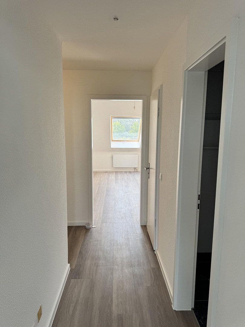Prenájom bytu 2-izbový 63 m², Bahnhofstr. 6, Bad Honnef, Severné Porýnie - Westfálsko Prenájom bytu 2-izbový 63 m², Bahnhofstr. 6, Bad Honnef, Severné Porýnie - Westfálsko