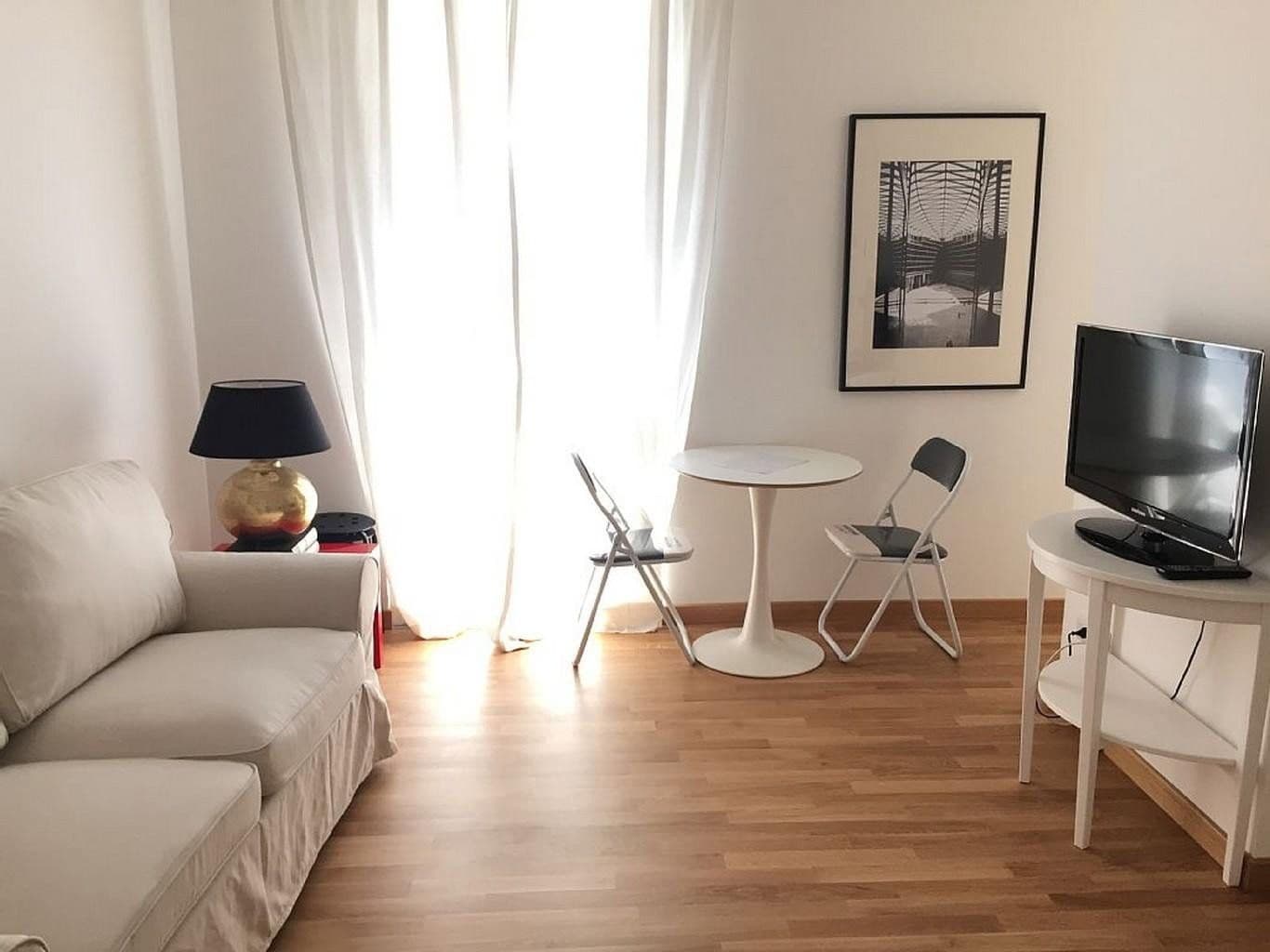 Prenájom bytu 1-izbový 35 m², Am Volkspark 81, Berlin, Berlín Prenájom bytu 1-izbový 35 m², Am Volkspark 81, Berlin, Berlín