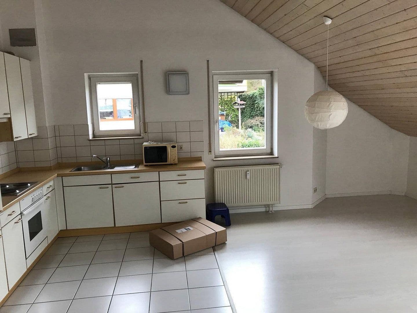 Prenájom bytu 2-izbový 50 m², Ammerbuch, Bádensko-Wurttembersko Prenájom bytu 2-izbový 50 m², Ammerbuch, Bádensko-Wurttembersko