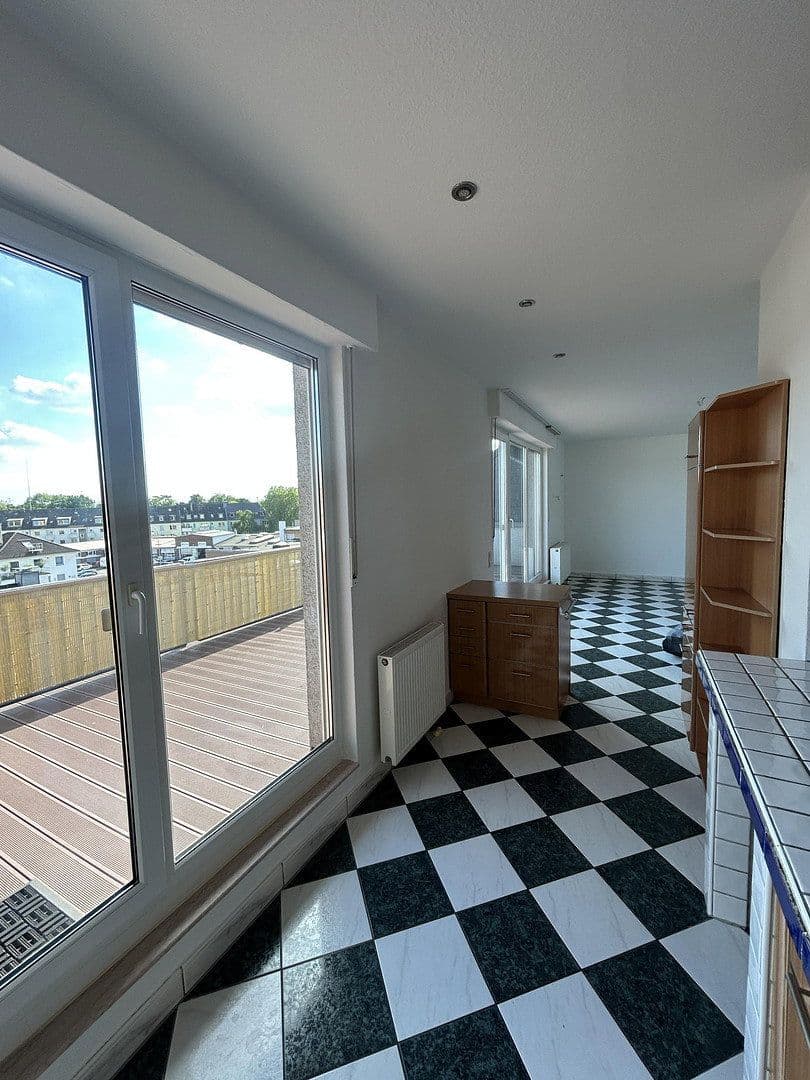 Prenájom bytu 2-izbový 74 m², Tulpenstr. 28, Duisburg, Severné Porýnie - Westfálsko Prenájom bytu 2-izbový 74 m², Tulpenstr. 28, Duisburg, Severné Porýnie - Westfálsko