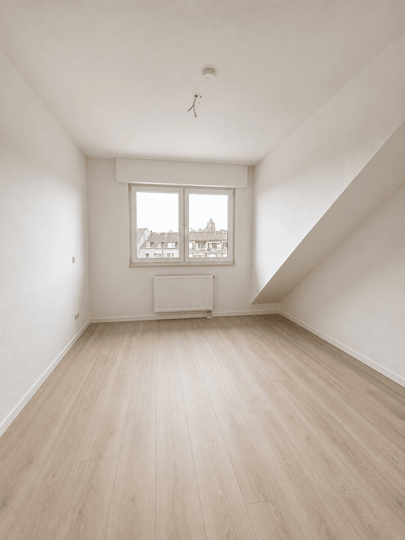 Prenájom bytu 2-izbový 74 m², Tulpenstr. 28, Duisburg, Severné Porýnie - Westfálsko Prenájom bytu 2-izbový 74 m², Tulpenstr. 28, Duisburg, Severné Porýnie - Westfálsko