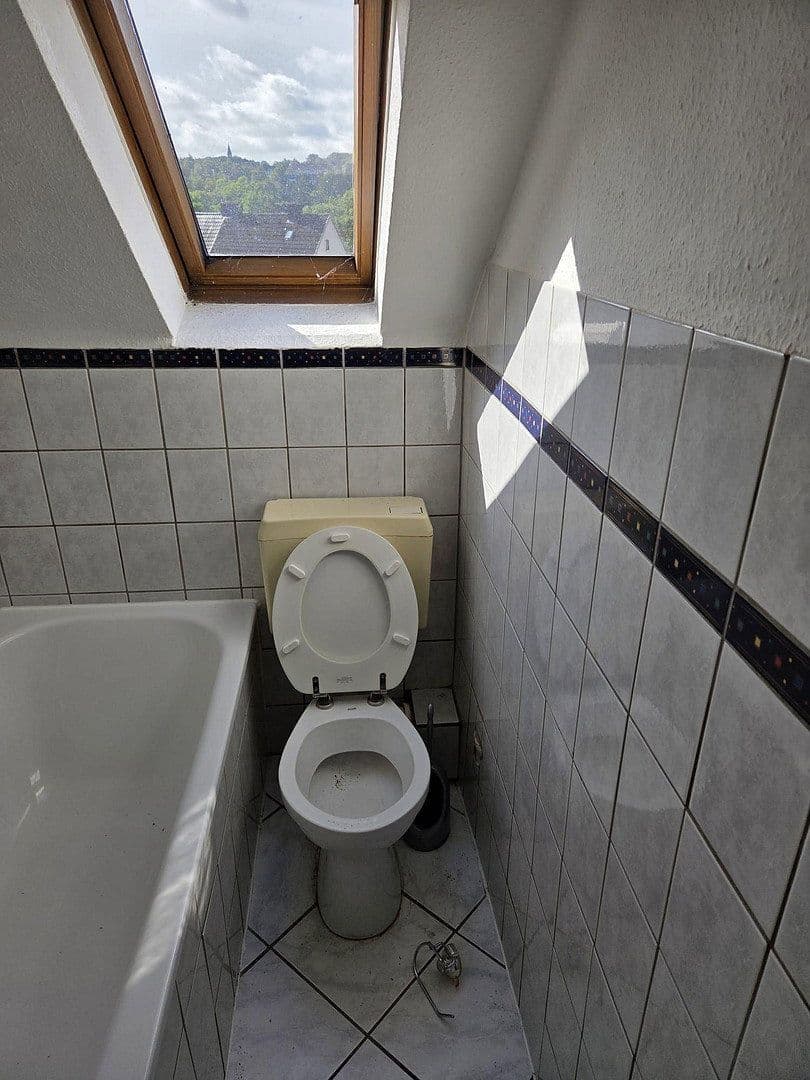 Prenájom bytu 3-izbový 65 m², Haldener Straße 82, Hagen, Severné Porýnie - Westfálsko Prenájom bytu 3-izbový 65 m², Haldener Straße 82, Hagen, Severné Porýnie - Westfálsko