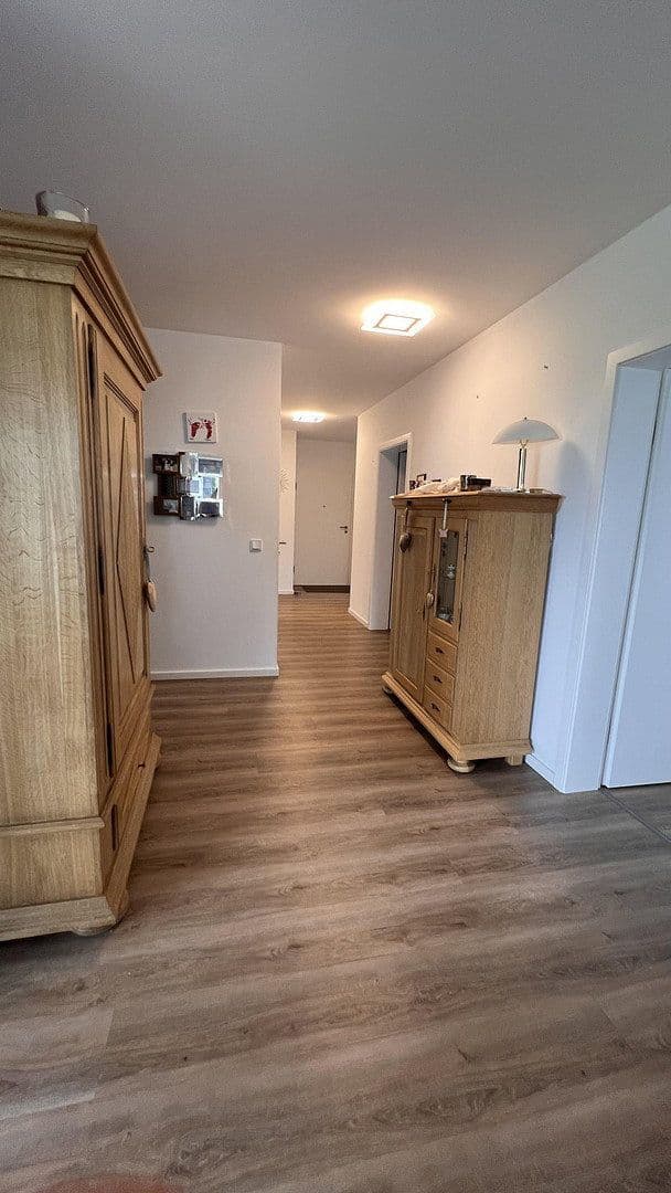 Prenájom bytu 3-izbový 97 m², Händelstr. 37, Bedburg, Severné Porýnie - Westfálsko Prenájom bytu 3-izbový 97 m², Händelstr. 37, Bedburg, Severné Porýnie - Westfálsko