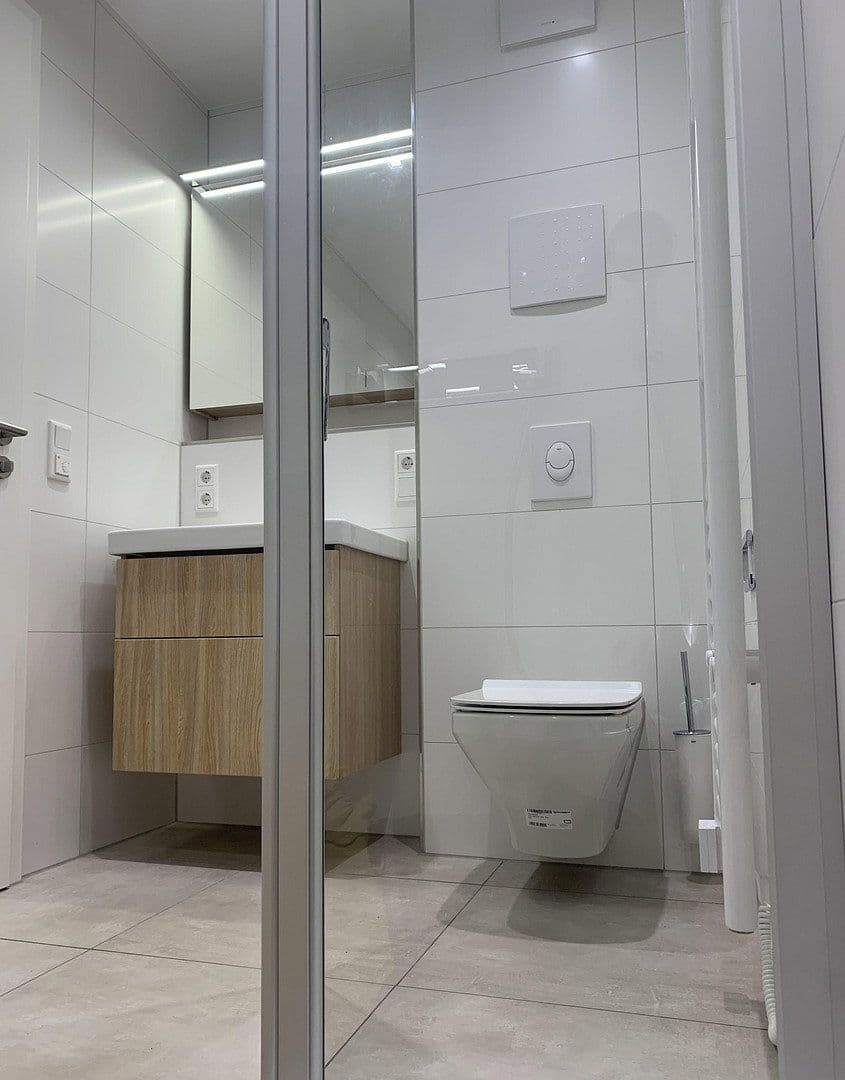 Prenájom bytu 3-izbový 115 m², Aschaffenburg, Bavorsko Prenájom bytu 3-izbový 115 m², Aschaffenburg, Bavorsko