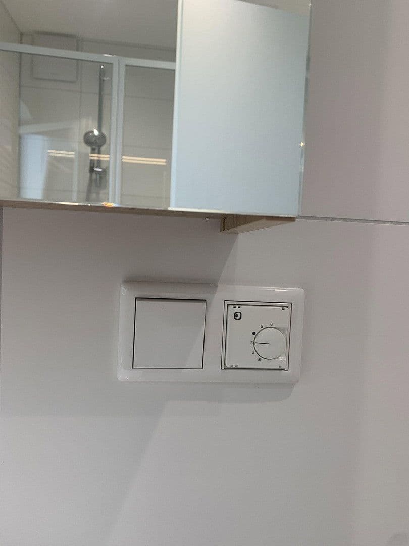 Prenájom bytu 3-izbový 115 m², Aschaffenburg, Bavorsko Prenájom bytu 3-izbový 115 m², Aschaffenburg, Bavorsko