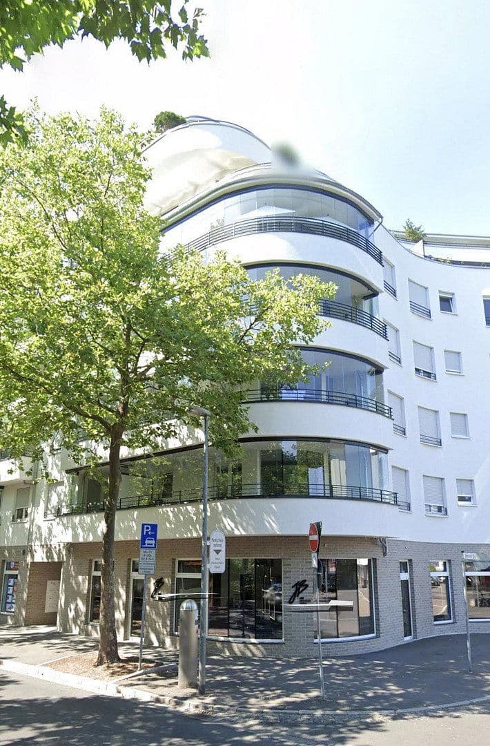 Prenájom bytu 3-izbový 115 m², Aschaffenburg, Bavorsko Prenájom bytu 3-izbový 115 m², Aschaffenburg, Bavorsko