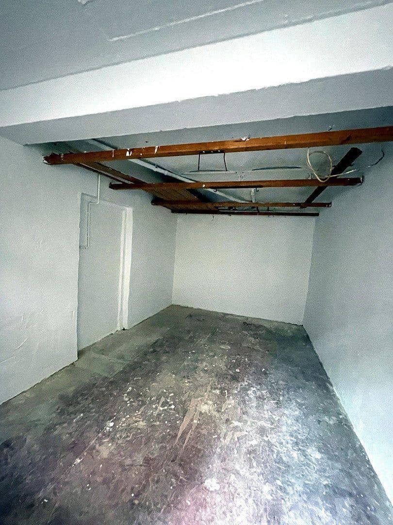 Prenájom garáže, Königsteiner Straße 30, Frankfurt am Main, Hesensko Prenájom garáže, Königsteiner Straße 30, Frankfurt am Main, Hesensko