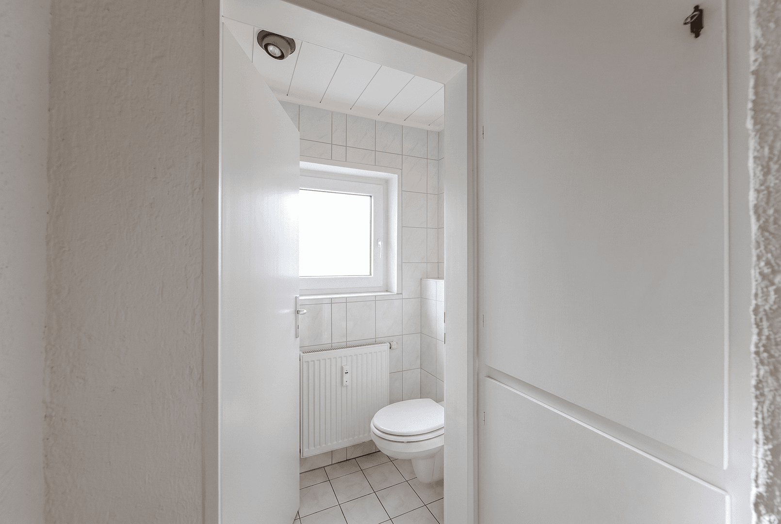 Prenájom bytu 3-izbový 90 m², Plankstadt, Bádensko-Wurttembersko Prenájom bytu 3-izbový 90 m², Plankstadt, Bádensko-Wurttembersko