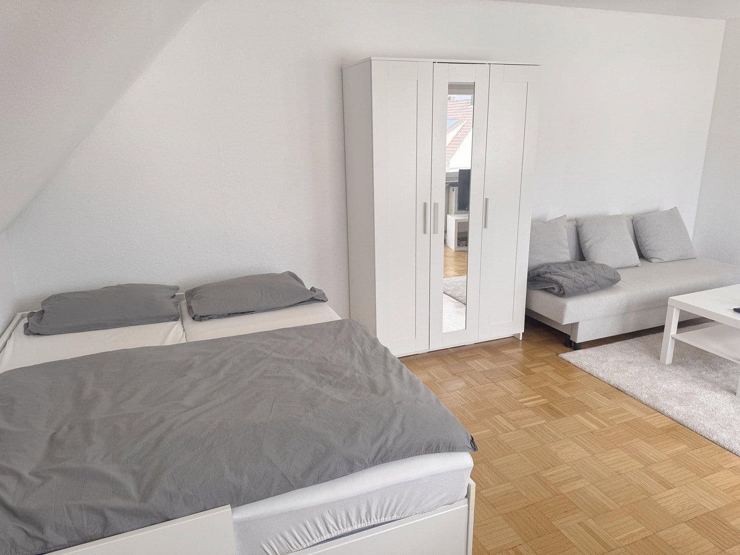 Prenájom bytu 1-izbový 35 m², Lehnerstr. 20, Lauffen am Neckar, Bádensko-Wurttembersko Prenájom bytu 1-izbový 35 m², Lehnerstr. 20, Lauffen am Neckar, Bádensko-Wurttembersko