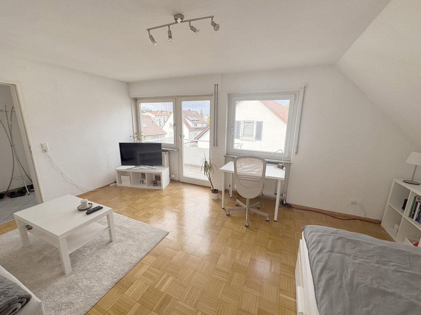 Prenájom bytu 1-izbový 35 m², Lehnerstr. 20, Lauffen am Neckar, Bádensko-Wurttembersko Prenájom bytu 1-izbový 35 m², Lehnerstr. 20, Lauffen am Neckar, Bádensko-Wurttembersko