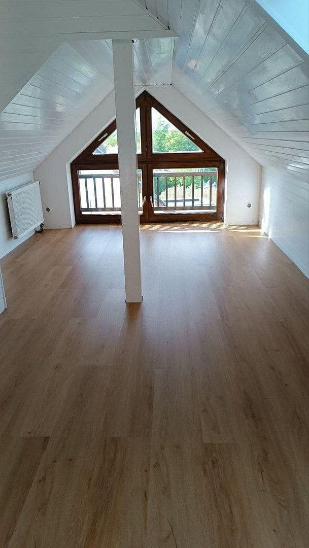 Prenájom bytu 3-izbový 80 m², Ulmer Straße 18, Nördlingen, Bavorsko Prenájom bytu 3-izbový 80 m², Ulmer Straße 18, Nördlingen, Bavorsko