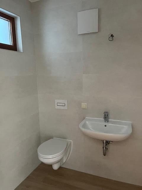 Prenájom bytu 2-izbový 61 m², Ernst-Moritz- Arndt - Straße 13 a, Taucha, Sasko Prenájom bytu 2-izbový 61 m², Ernst-Moritz- Arndt - Straße 13 a, Taucha, Sasko