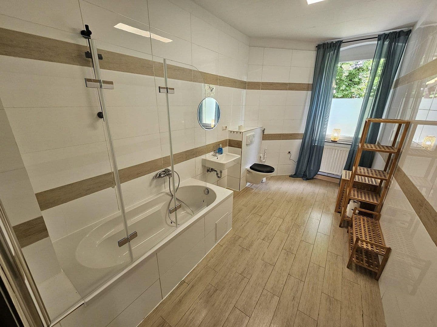 Prenájom bytu 4-izbový 107 m², Ascher Str. 15, Hof, Bavorsko Prenájom bytu 4-izbový 107 m², Ascher Str. 15, Hof, Bavorsko