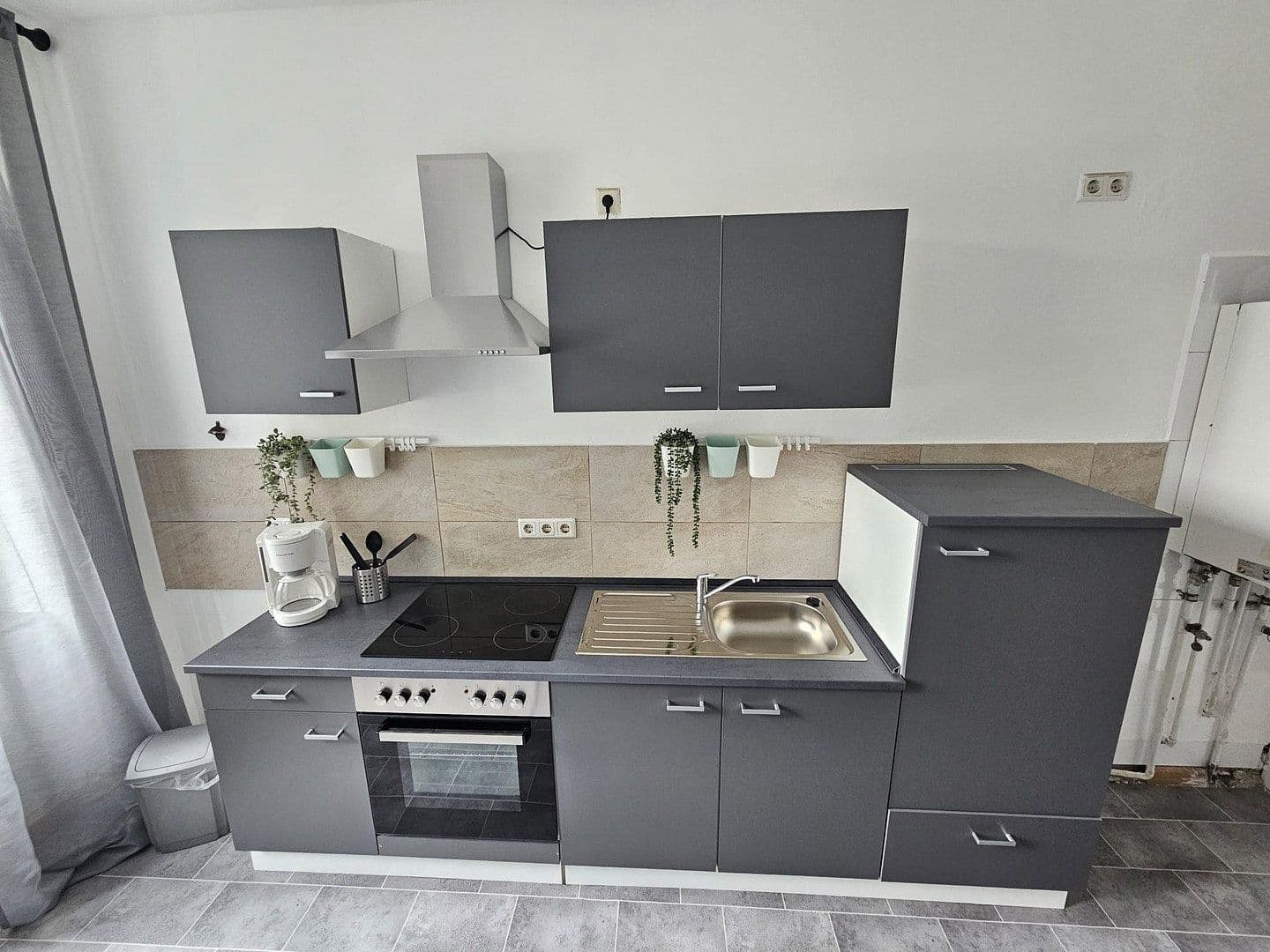 Prenájom bytu 4-izbový 107 m², Ascher Str. 15, Hof, Bavorsko Prenájom bytu 4-izbový 107 m², Ascher Str. 15, Hof, Bavorsko