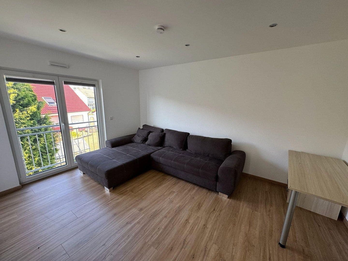 Prenájom domu 168 m², pozemok 411 m², Neuburger Straße 21a, Ehekirchen, Bavorsko Prenájom domu 168 m², pozemok 411 m², Neuburger Straße 21a, Ehekirchen, Bavorsko