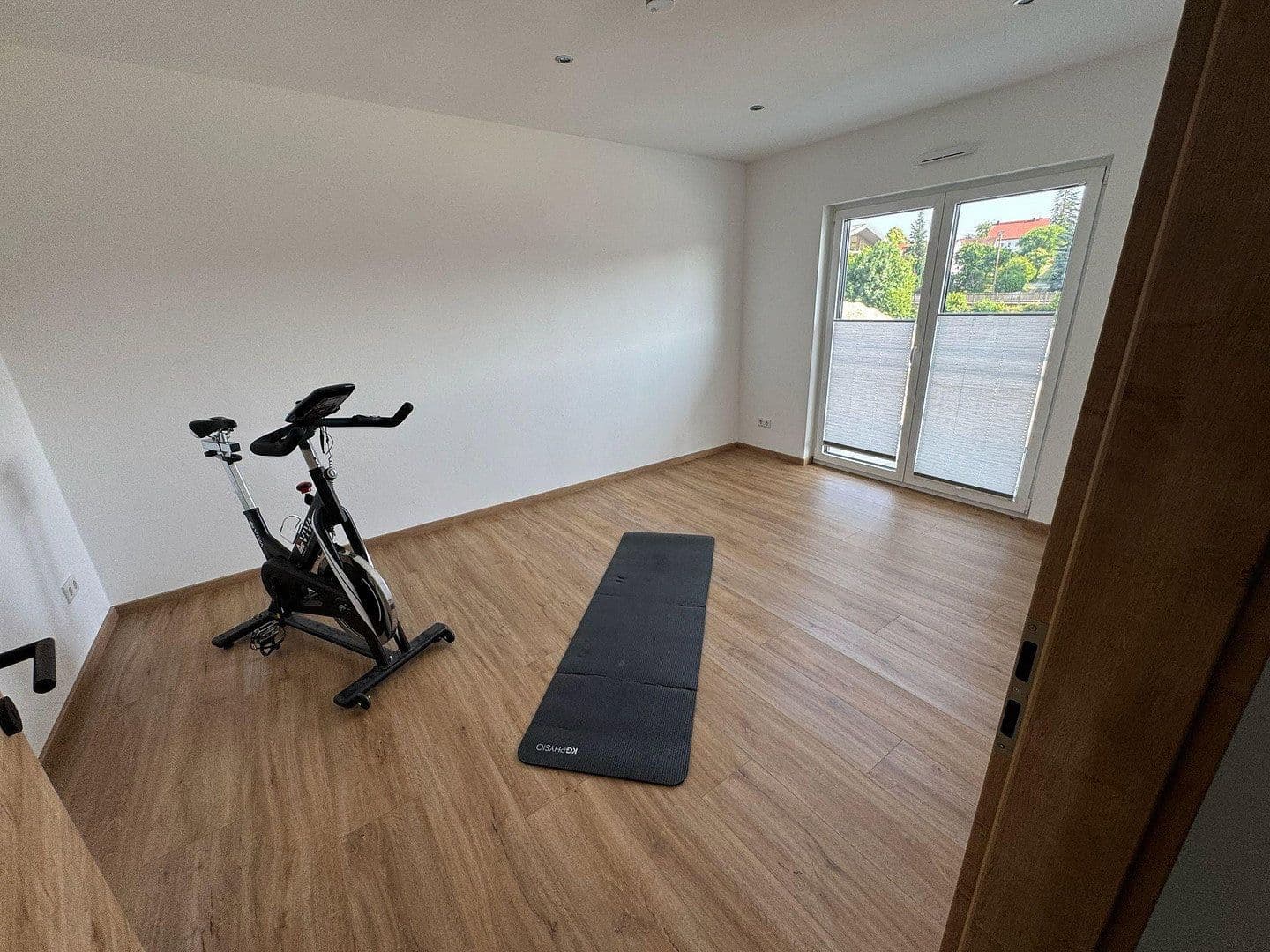 Prenájom domu 168 m², pozemok 411 m², Neuburger Straße 21a, Ehekirchen, Bavorsko Prenájom domu 168 m², pozemok 411 m², Neuburger Straße 21a, Ehekirchen, Bavorsko